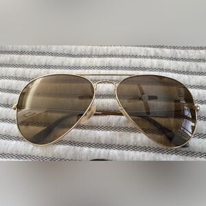 Ray-Ban Gold Aviator Polarized  Sunglasses